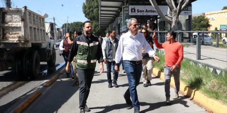 Arranca Pepe Chedraui rehabilitación vial del Bulevar Héroes del 5 de Mayo con el Tren Capitalino de Pavimentación
