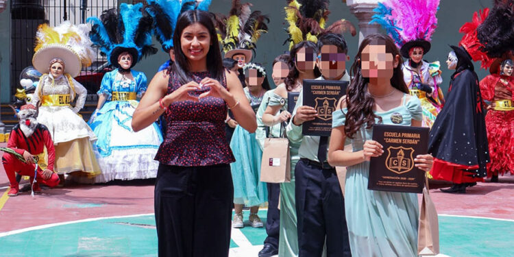 Reconoce Secretaría de Deporte y Juventud esfuerzo de estudiantes graduados