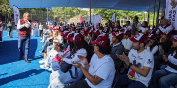Pepe Chedraui impulsa la participación juvenil con el arranque de “Jóvenes Unen al Barrio”