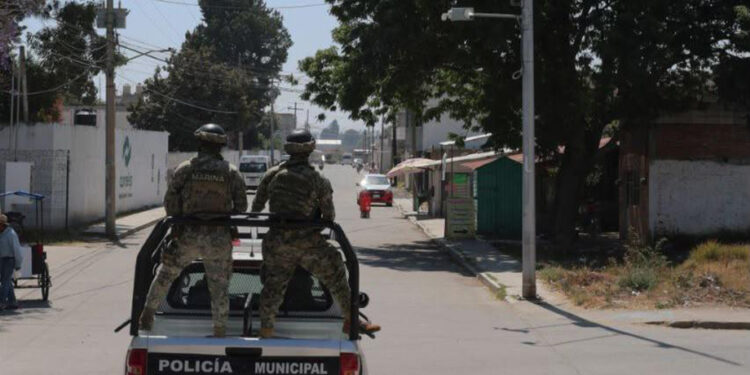 Mantiene Gobierno del Estado coordinación con MARINA para fortalecer la seguridad en municipios