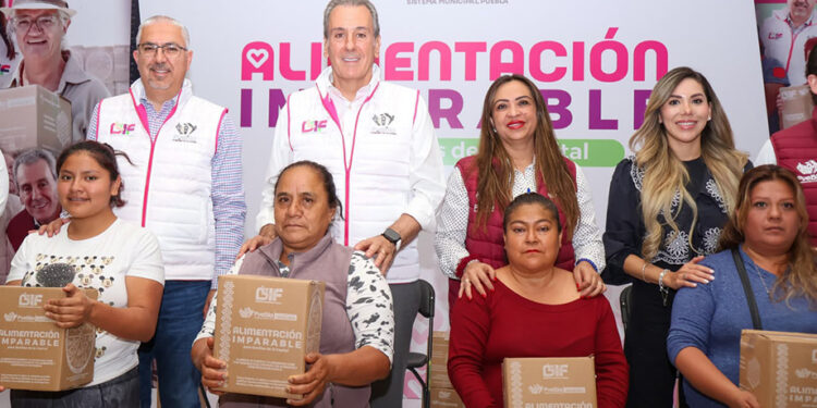 Fortalecen Pepe Chedraui y MariElise Budib seguridad alimentaria con entrega de despensas en San Francisco Totimehuacan
