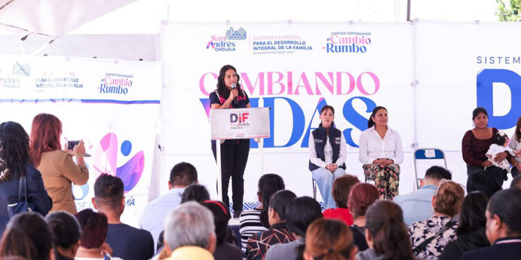 Continúa Lupita Cuautle impulsando el bienestar de familias sanandreseñas con entrega de medicamentos y apoyos funcionales