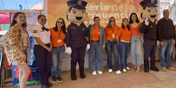 Conmemoran día naranja en San Bernabé Temoxtitla