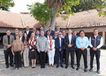 Participa el Centro SICT Puebla en encuentro nacional de directores durante la XXV Reunión Nacional de Vías Terrestres de la AMIVTAC