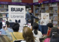 Presenta Mario Iván Martínez colección de cuentos infantiles en la Librería CCU