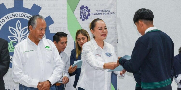 Conalep Puebla y TecNM San Martín estrechan lazos para impulsar educación dual