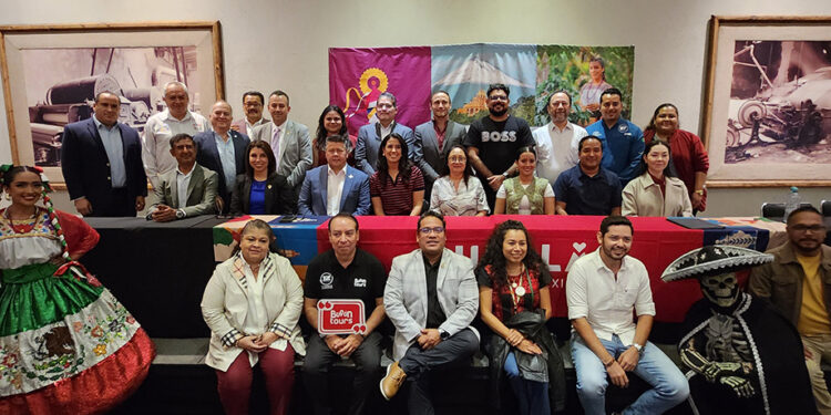 Puebla y Tabasco acuerdan impulsar el turismo mediante conectividad aérea