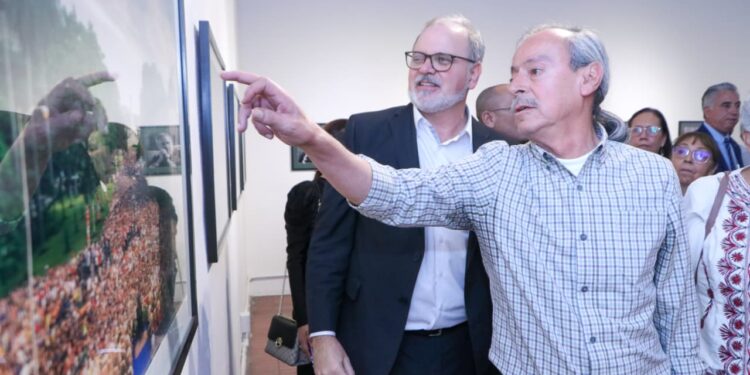 Inaugura Secretaría de Arte y Cultura la exposición fotográfica “Fidel es Fidel”