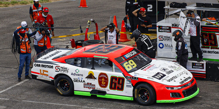 Está Germán Quiroga a un paso de avanzar a Chase de NASCAR México Series 2026