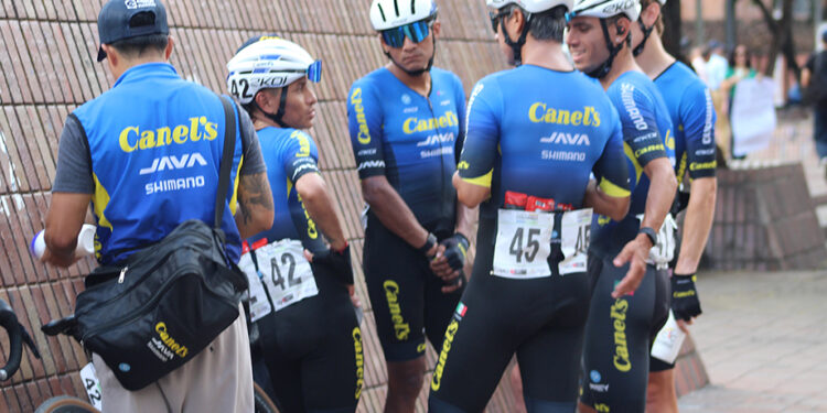 Cancelada la Vuelta a Colombia, Muñiz de Canel’s-Java culmina como el mejor del equipo
