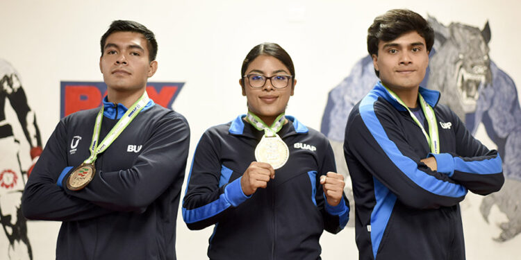 Obtiene selectivo de Kickboxing BUAP medallas durante competencia nacional