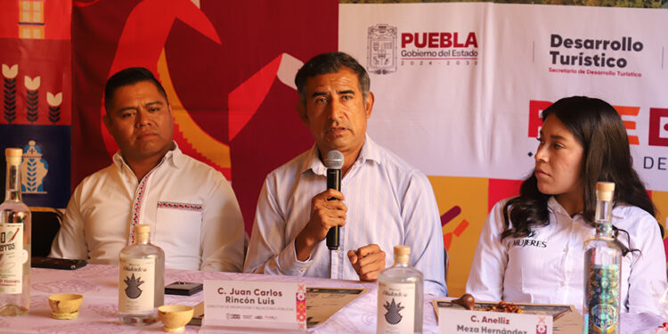 Promueve Turismo a productores poblanos con Festival del Mezcal de Tehuacán
