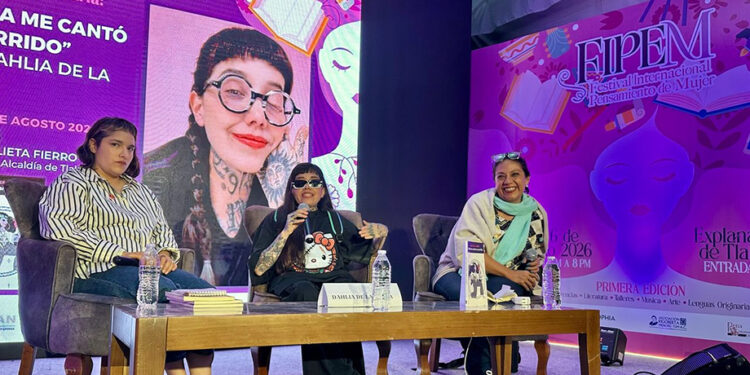 Reflexionan sobre literatura y periodismo en el Festival Internacional Pensamiento de Mujer