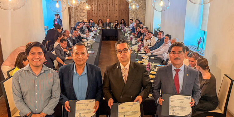 Comisión Estatal de Vivienda fortalece diálogo para preservar casonas del Centro Histórico