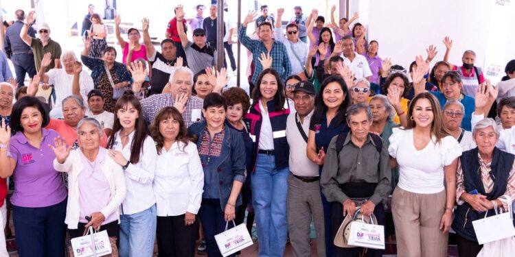 Mejora Lupita Cuautle calidad de vida a personas con discapacidad auditiva