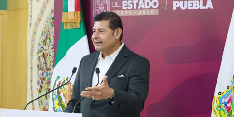 Gobierno apoyará en lo necesario para que trabajadores y sindicato de VW lleguen a un acuerdo: Armenta Mier