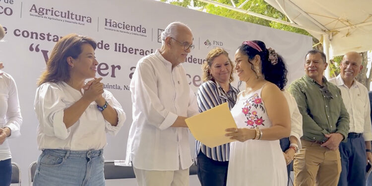 Agricultura y Gobierno de Nayarit liberan de deudas a casi 4 mil productores