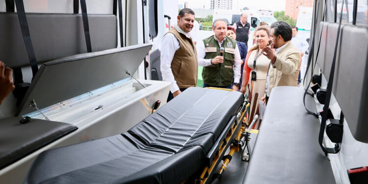 Nuevas ambulancias optimizan la atención médica del IMSS en Puebla