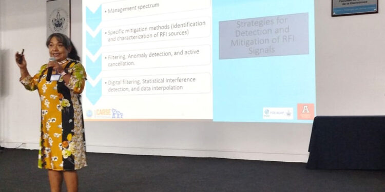Investigadora de la Anáhuac Puebla participa en foro internacional con investigación para mejorar el monitoreo climático