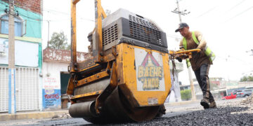 Gobierno de Pepe Chedraui mejorar la infraestructura vial en colonia Villa Verde