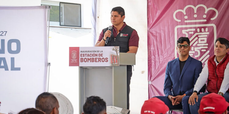 Omar Muñoz inaugura primera Estación de Bomberos en Cuautlancingo