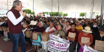 Entrega Pepe Chedraui más de 5 mil despensas del programa “Alimentación Imparable” en San Miguel Canoa