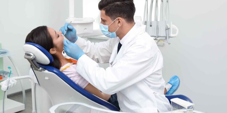Prevenir enfermedades bucodentales, una inversión para toda la vida