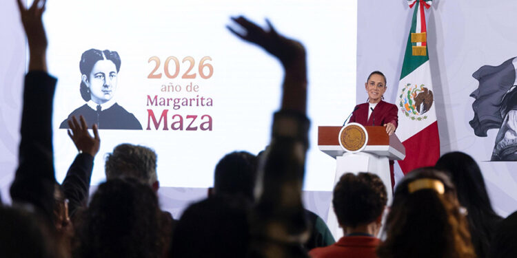 Claudia Sheinbaum firma decreto para fortalecer la transparencia en el Gobierno de México