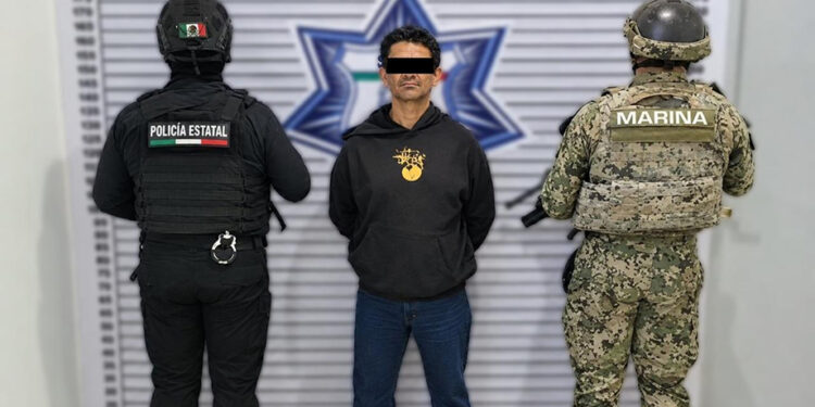 Marina, SSP y FGE detienen a tres presuntos integrantes del “CJNG”