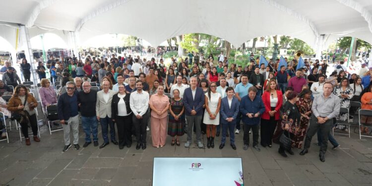 Posiciona Pepe Chedraui a Puebla capital como referente cultural con la segunda Feria Internacional del Libro