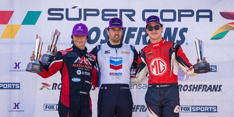 El zacatecano José Arellano obtiene su primer triunfo en la GTM PRO 1 de Súper Copa Roshfrans