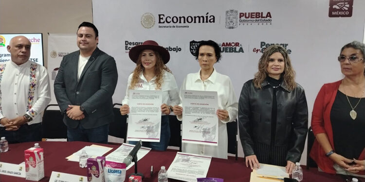 Paola Ruiz, titular de Leche para el Bienestar apoya la economía familiar de los trabajadores de la Federación al Servicio del Estado de Puebla