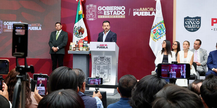 Gobierno del Estado rinde cuentas de forma permanente ante las y los poblanos