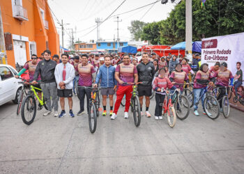 Omar Muñoz impulsa deporte y convivencia familiar con Rodada Eco-Urbana