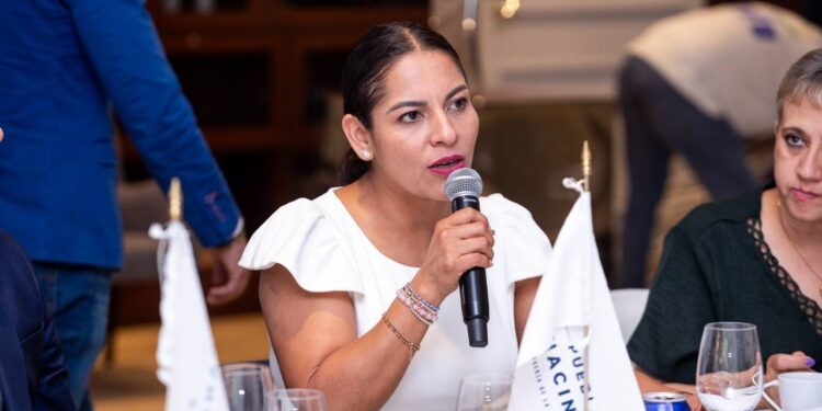Impulsa Lupita Cuautle la inversión con Ventanilla Digital