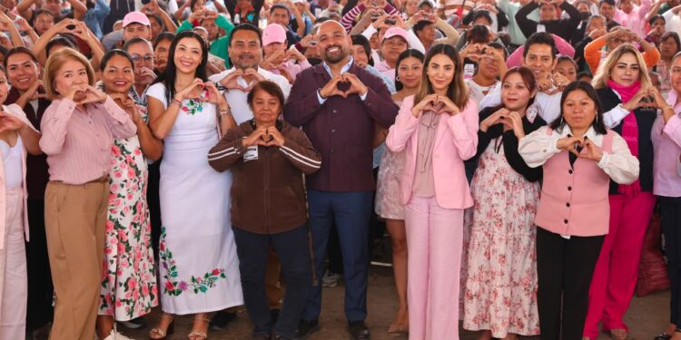 SEDIF fortalece atención a familias de la Sierra Negra con nuevos apoyos