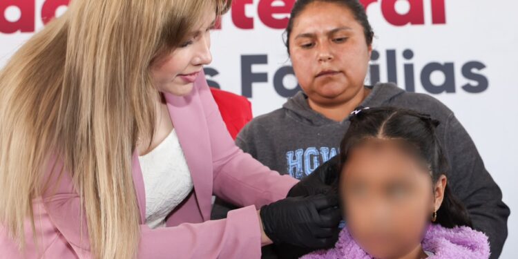 SEDIF transforma vidas con apoyos auditivos para infancias y juventudes poblanas