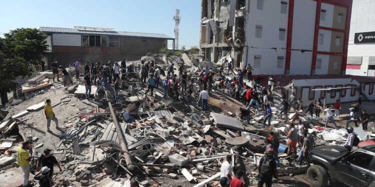 Más de 110 muerto y miles de heridos tras terremoto de 7.4 en Colombia
