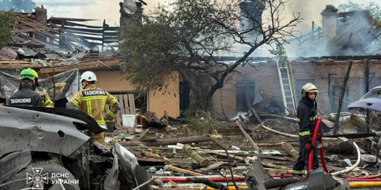 Putin no cesa los bombardeos contra Ucrania en zonas civiles