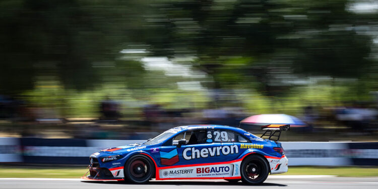 Chevron Racing consiguió doble podio de la GTM PRO 1 en el Autódromo de León