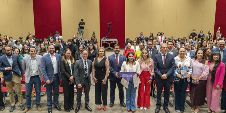 UPAEP impulsa diálogo contra el ciberacoso