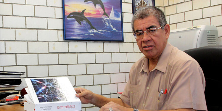 Distinguen a investigador del Instituto de Física de la BUAP con la Medalla de la División de Partículas y Campos de la Sociedad Mexicana de Física