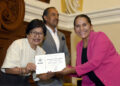 Entrega Rectora Lilia Cedillo reconocimientos a la primera generación de egresados de la FACUFI