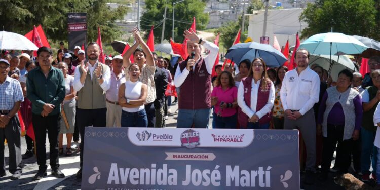 Entrega Pepe Chedraui rehabilitación vial en la colonia Fraternidad Antorchista