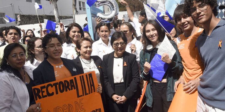 Celebra 45 años la Preparatoria 2 de Octubre de 1968