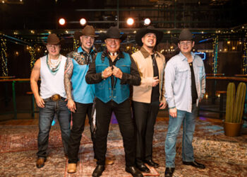 Bronco vuelve al romance con “Modo amor”