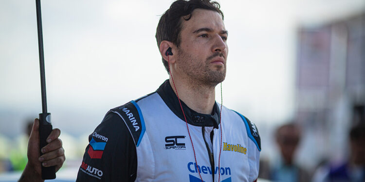 Con la victoria en la mira, José Arellano llega a León en la GTM Pro 1