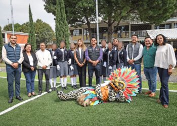 Entrega Omar Muñoz una cancha más en Sanctorum 