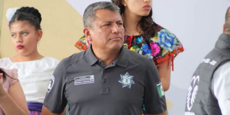 Continuarán elementos estatales en Acatlán de Osorio para seguridad de los habitantes: FSG