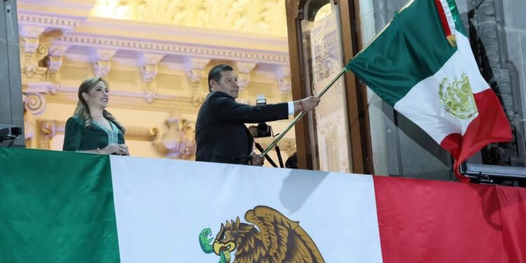 Durante el “Grito de Independencia” Armenta Mier reconoció a las Madres Buscadoras